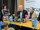 Книгу о Ходорковском презентовали в Москве. Не все книжные магазины решаются ее продавать
