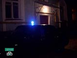 Ранее сообщалось, около 18:15 мск в подъезде одного из многоэтажных домов по Ворошиловскому проспекту в Ростове-на-Дону было обнаружено тело молодого мужчины с четырьмя огнестрельными ранениями Ранее сообщалось, около 18:15 мск в подъезде одного из многоэтажных домов по Ворошиловскому проспекту в Ростове-на-Дону было обнаружено тело молодого мужчины с четырьмя огнестрельными ранениями