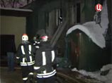 Ночью 8 января на Гончарной набережной загорелась выселенная двухэтажка Ночью 8 января на Гончарной набережной загорелась выселенная двухэтажка