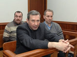 Напомним, в рамках дела "Евросети" девятерых сотрудников компании обвиняли в похищении экспедитора компании Андрея Власкина и его напарника Дмитрия Смургина, которых работодатели заподозрили в краже крупной партии сотовых телефонов Напомним, в рамках дела "Евросети" девятерых сотрудников компании обвиняли в похищении экспедитора компании Андрея Власкина и его напарника Дмитрия Смургина, которых работодатели заподозрили в краже крупной партии сотовых телефонов