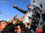 Тунис объявил в розыск через Интерпол сбежавшего президента бен Али