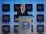 В рамках своего выступления Дмитрий Медведев успел заявить мировому экономическому сообществу, что демократия в России будет развиваться благодаря экономической модернизации