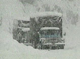 Транскам из-за снегопада закрыли для большегрузного транспорта