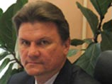 В Петербурге уволили чиновника, отвечавшего за уборку снега В Петербурге уволили чиновника, отвечавшего за уборку снега