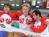 Мужская сборная России по конькобежному спорту выиграла командную гонку преследования на этапе Кубка мира, который завершился в Москве