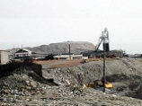 На сахалинском угольном разрезе найти погребенный "КамАЗ" с водителем не удается