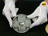 В ближайшее время купить золотую или серебряную монету в автоматах можно будет и в России