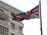 В посольстве Великобритании в России изданию рассказали, что для получения вида на жительства в Англии необходимо владеть там недвижимостью и инвестировать в экономику страны от 200 тысяч до миллиона фунтов стерлингов