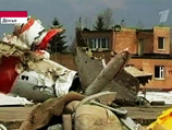 При заходе на посадку в Смоленске в условиях стремительно ухудшавшейся видимости самолет разбился, все его пассажиры и весь экипаж в составе восьми человек погибли При заходе на посадку в Смоленске в условиях стремительно ухудшавшейся видимости самолет разбился, все его пассажиры и весь экипаж в составе восьми человек погибли