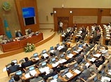 Нижняя палата казахстанского парламента согласилась на внеочередные президентские выборы
