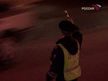 В Зольском районе Кабардино-Балкарии двое инспекторов ДПС получили ранения, когда пытались остановить легковой автомобиль с неизвестными, сообщили в правоохранительных органах республики В Зольском районе Кабардино-Балкарии двое инспекторов ДПС получили ранения, когда пытались остановить легковой автомобиль с неизвестными, сообщили в правоохранительных органах республики
