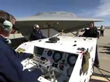 В США в пятницу состоялся первый демонстрационный полет нового беспилотного бомбардировщика X-47B, который продолжался 29 минут