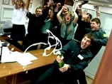 Руководство Владивостокской таможни проводит проверку по факту размещения в Сети ролика о сомнительных развлечениях сотрудников ведомства Руководство Владивостокской таможни проводит проверку по факту размещения в Сети ролика о сомнительных развлечениях сотрудников ведомства