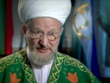 Российский муфтий построил макет мечети в Уфе  из стеклянной посуды