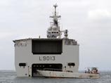 24 декабря прошлого года Франция и Россия официально объявили, что Объединенная судостроительная корпорация и французская госкомпания DCNS заключили соглашение о строительстве двух кораблей типа Mistral на верфи STX в Сен-Назере и еще двух по лицензии в Р 24 декабря прошлого года Франция и Россия официально объявили, что Объединенная судостроительная корпорация и французская госкомпания DCNS заключили соглашение о строительстве двух кораблей типа Mistral на верфи STX в Сен-Назере и еще двух по лицензии в Р