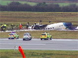 В аэропорту ирландского Корка перевернулся и загорелся самолет: 6 погибших