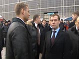 Медведев неожиданно нагрянул на Киевский вокзал и удивился: милиционеры не ходят, металлоискателей нет Медведев неожиданно нагрянул на Киевский вокзал и удивился: милиционеры не ходят, металлоискателей нет