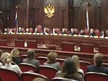 По мнению Зорькина, общество имеет право давать оценку судейским решениям, причем это не нарушает принципа независимости судебной власти