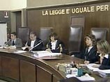 Берлускони отдали под суд из-за связи с несовершеннолетней проституткой