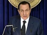Накануне из ближайшего окружения Мубарака стало известно, что 82-летний экс-президент крайне подавлен произошедшим с ним, находится в тяжелейшем психологическом состоянии