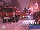 Серьезный пожар на АЗС в Петербурге Серьезный пожар на АЗС в Петербурге