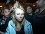 Ведущий корреспондент американского телеканала CBS Лара Логан была изнасилована и избита во время беспорядков на площади Тахрир в Каире