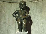 Похищенного старейшего в Бельгии "Писающего мальчика" вернули на место Похищенного старейшего в Бельгии "Писающего мальчика" вернули на место