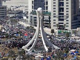 На главной площади столицы Бахрейна митинг за отставку правительства не прекращался и ночью На главной площади столицы Бахрейна митинг за отставку правительства не прекращался и ночью