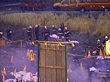 Мы даем перевод переговоров в кабине пилотов самолета Concorde перед его гибелью, который позволяет узнать, как по секундам развивались события во время взлета авиалайнера Мы даем перевод переговоров в кабине пилотов самолета Concorde перед его гибелью, который позволяет узнать, как по секундам развивались события во время взлета авиалайнера