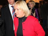 Глава компании "Интеко" Елена Батурина, оказавшаяся в центре скандала о хищении 13 млрд рублей из "Банка Москвы", готова вернуться в Россию и пойти на допрос к следователям лишь в том случае, если будет уверена, что ей ничто не угрожает Глава компании "Интеко" Елена Батурина, оказавшаяся в центре скандала о хищении 13 млрд рублей из "Банка Москвы", готова вернуться в Россию и пойти на допрос к следователям лишь в том случае, если будет уверена, что ей ничто не угрожает
