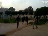 В Ливии в понедельник продолжаются массовые акции протеста, сопровождающиеся беспорядками В Ливии в понедельник продолжаются массовые акции протеста, сопровождающиеся беспорядками