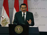 Генпрокуратура Египта распорядилась заморозить все банковские счета свергнутого президента Хосни Мубарака, а также его жены Сюзан и сыновей Аля и Гамаля