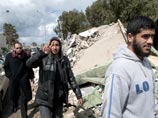 СМИ: сын Каддафи сбежал к повстанцам, а диктатор засел в неприступном бункере со спецназом СМИ: сын Каддафи сбежал к повстанцам, а диктатор засел в неприступном бункере со спецназом