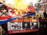В уведомлении указывается также, что нацеленная против КНДР психологическая война "противоречит интересам корейской нации, которая стремится открыть новую фазу мирного воссоединения родины путем диалога и переговоров"