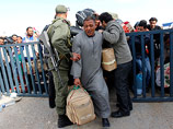Как следует из коммюнике, правительство Туниса сообщило в субботу о том, что 40 тыс. человек пересекли границу страны с 20 февраля