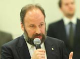 Один из ведущих идеологов прокремлевского молодежного движения "Наши", глава его православного направления Борис Якеменко спровоцировал скандал, докатившийся до Кремля Один из ведущих идеологов прокремлевского молодежного движения "Наши", глава его православного направления Борис Якеменко спровоцировал скандал, докатившийся до Кремля