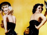 В США умерла актриса Джейн Рассел, известная по комедии "Джентльмены предпочитают блондинок"