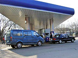 Снизившуюся стоимость бензина и дизтоплива нефтяные гиганты РФ уже назвали  "минимально возможной на рынке"
