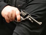 В киевском кафе во время игры в "русскую рулетку" погиб мужчина В киевском кафе во время игры в "русскую рулетку" погиб мужчина