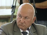 Лужков подает в суд на Life News за статью о $750 млн, которые он якобы требует с "кинувшего" его "Банка Москвы" Лужков подает в суд на Life News за статью о $750 млн, которые он якобы требует с "кинувшего" его "Банка Москвы"