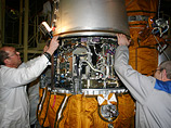 Проект PAMELA стартовал в июне 2006 года, когда на борту российского спутника "Ресурс-ДК1", предназначенного для фотосъемки Земли, на орбиту отправился cпектрометр, который способен регистрировать космические античастицы и частицы в широком диапазоне энер