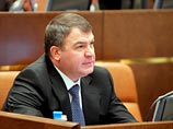 Напомним, на днях министр обороны Анатолий Сердюков сообщил в своем докладе президенту и Верховному главнокомандующему России Дмитрию Медведеву о срыве прошлогоднего плана оснащения российской армии современными видами вооружений Напомним, на днях министр обороны Анатолий Сердюков сообщил в своем докладе президенту и Верховному главнокомандующему России Дмитрию Медведеву о срыве прошлогоднего плана оснащения российской армии современными видами вооружений