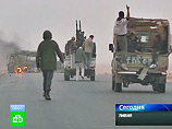 Войска ливийского лидера Муаммара Каддафи при поддержке танков ведут бои в кварталах города Эз-Завия, который в минувшем месяце был оккупирован повстанцами