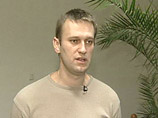 Алексей Навальный на статью отреагировал записью в ЖЖ под названием "Скромное обаяние "Транснефти", а в своем микроблоге в Twitter текст назвал заказным