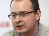 Бывший кандидат в президенты Белоруссии Алесь Михалевич, освобожденный в феврале под подписку о невыезде из СИЗО КГБ, бежал из республики