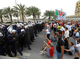 Военные отряды из стран, соседствующих с Бахрейном, вступили на территорию этого охваченного внутренними беспорядками государства