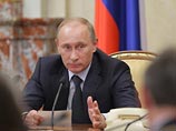 Он высказал убеждение, что, несмотря на официально распределенные государственные посты, власть в стране неизменно сконцентрирована в руках Владимира Путина