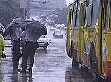 Во Владивостоке ливень не прекращается уже несколько часов Во Владивостоке ливень не прекращается уже несколько часов