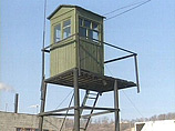 В Хабаровске осуждены двое военнослужащих, унижавших сослуживца и выложивших кадры издевательств в интернет В Хабаровске осуждены двое военнослужащих, унижавших сослуживца и выложивших кадры издевательств в интернет