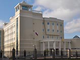 Из Минска выдворяют уважаемого российского правозащитника. Коллеги и МИД РФ протестуют Из Минска выдворяют уважаемого российского правозащитника. Коллеги и МИД РФ протестуют